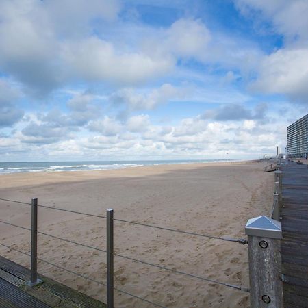 Bright Apartment With Sea View Oostende Buitenkant foto
